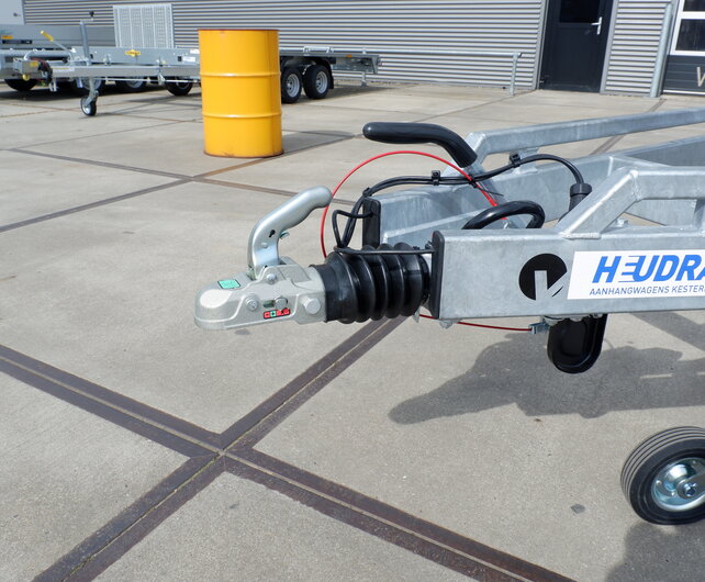 Vlemmix boottrailer Type-P 3000kg 840x255cm