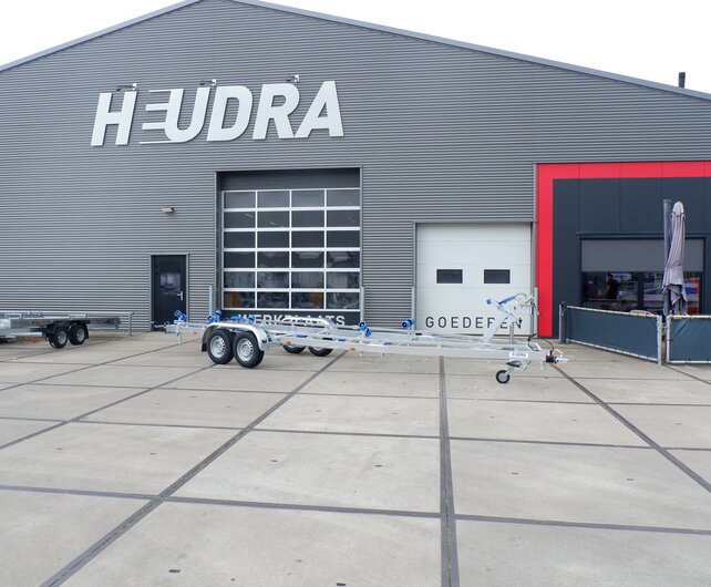 Vlemmix boottrailer Type-J 3000kg 780x220cm