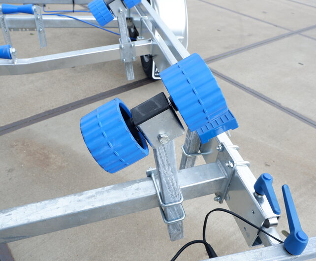 Vlemmix boottrailer Type-J 3000kg 780x220cm