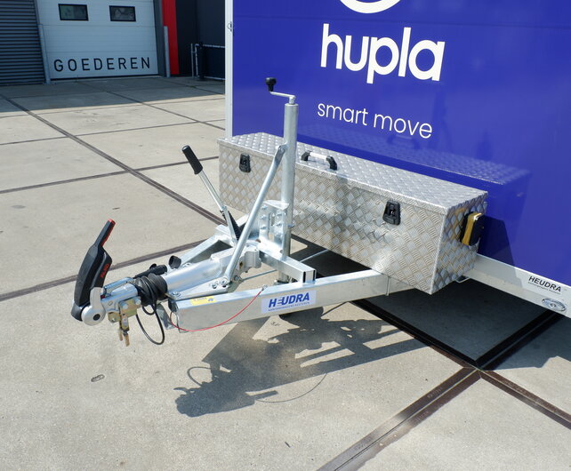 Maatwerk gesloten aanhangwagen voor het inleveren van statiegeld