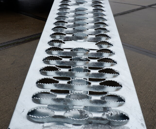 Saris machinetransporter 3000kg 306x170cm