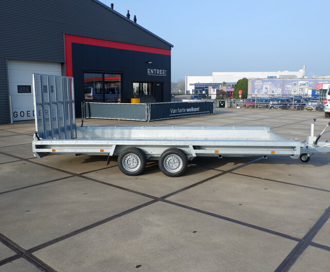 Hulco Terrax-2 3500kg 469x195cm machinetransporter met klep 150cm