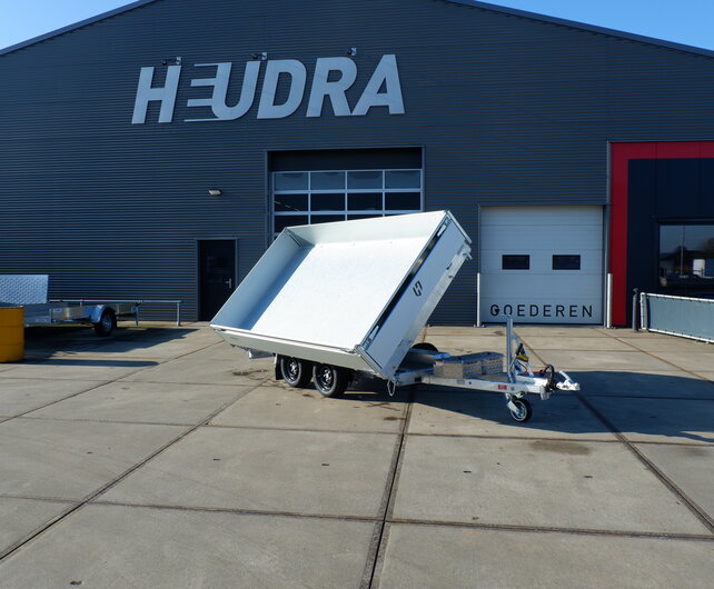 Henra driezijdige kipper 2700kg 331x185cm Xpert met 40cm borden