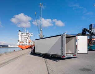 Henra gesloten plateauwagen 3500kg 633x222x220cm Xpert