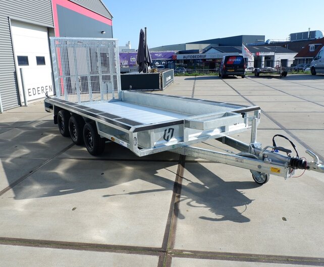 Henra machinetransporter 3500kg 400x170cm Xpert met Aluminium klikvloer