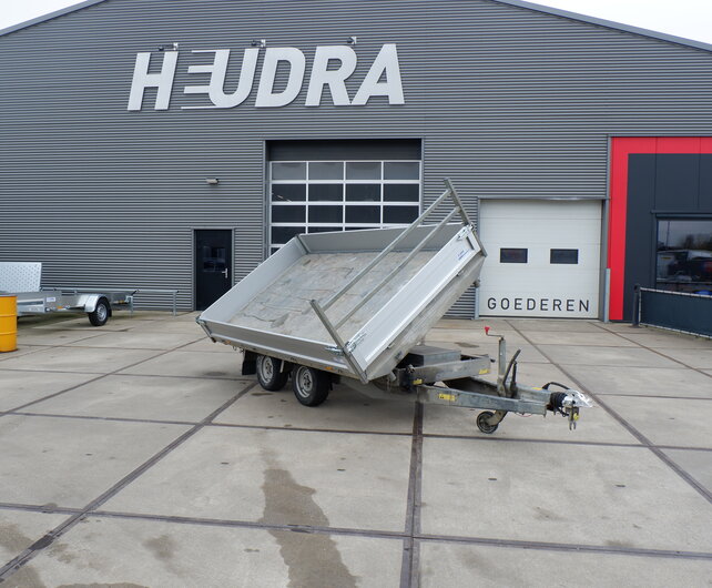 Gebruikte Saris kipper 3500kg 330x185cm elektrisch bediend