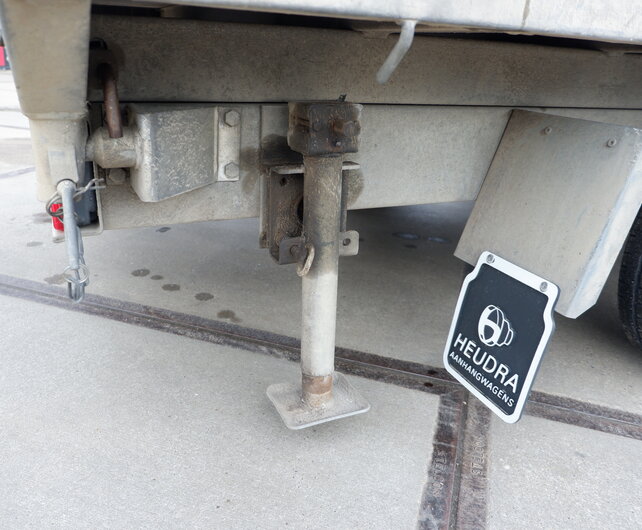 Gebruikte Saris kipper 3500kg 330x185cm elektrisch bediend