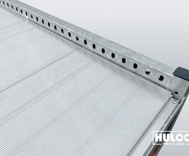 Hulco Carax-2 3500kg 540x207cm multitransporter