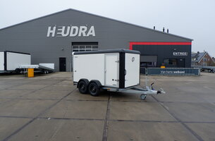 Henra gesloten aanhangwagen 2700kg 315x158x160cm Xpert met zijdeur