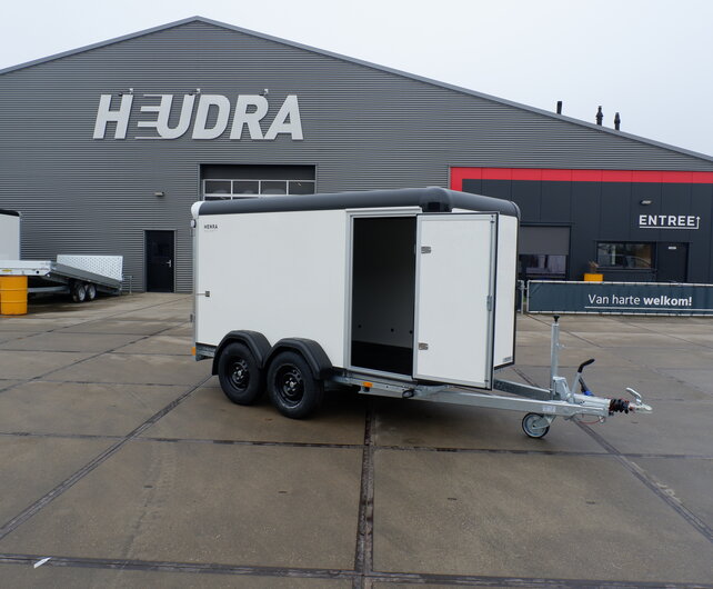 Henra gesloten aanhangwagen 2700kg 315x158x160cm Xpert met zijdeur