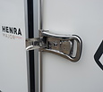 Henra gesloten aanhangwagen 2700kg 315x158x160cm Xpert met zijdeur