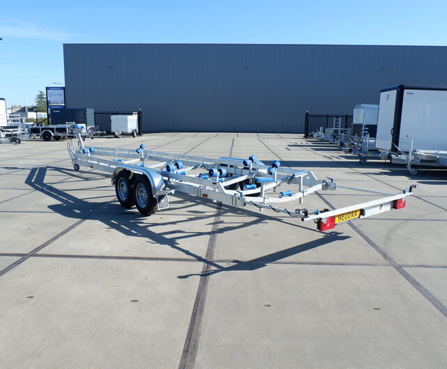 Vlemmix boottrailer Type-U 3500kg 920x255cm