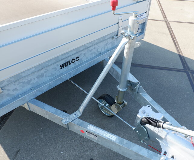 Actiemodel: Hulco Medax-3 plateauwagen 3500kg 611x223cm