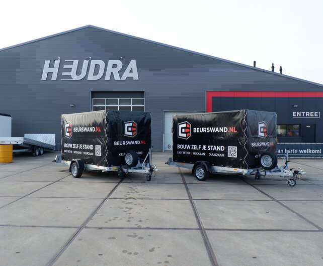 Humbaur zakbare transporter met huif 1800kg 310x177x180cm