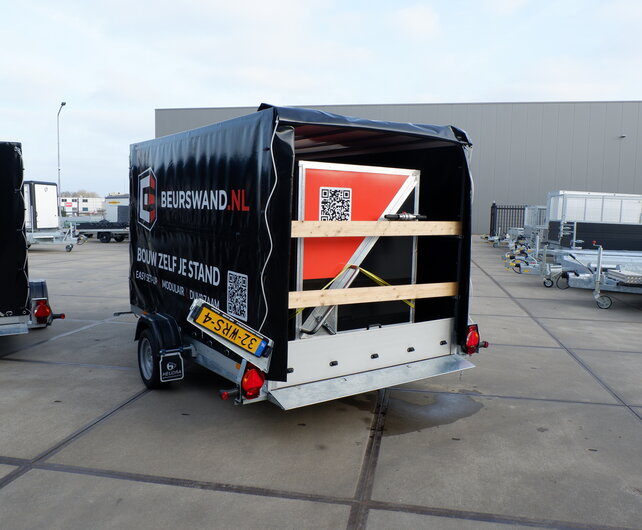 Humbaur zakbare transporter met huif 1800kg 310x177x180cm