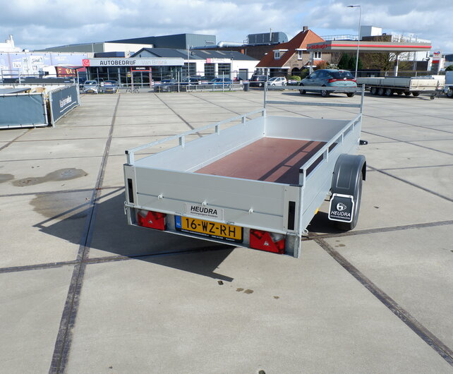 Gebruikte Anssems bakwagen 1200kg 301x126cm
