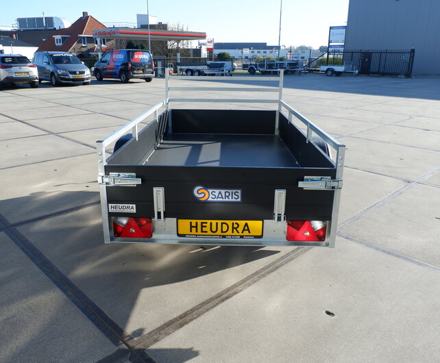 Saris bakwagen 1350kg 255x133cm Black Edition met lichtmetalen velgen