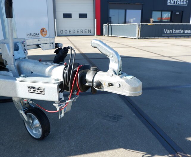 Saris gesloten aanhangwagen GO 2700kg 356x169x200cm