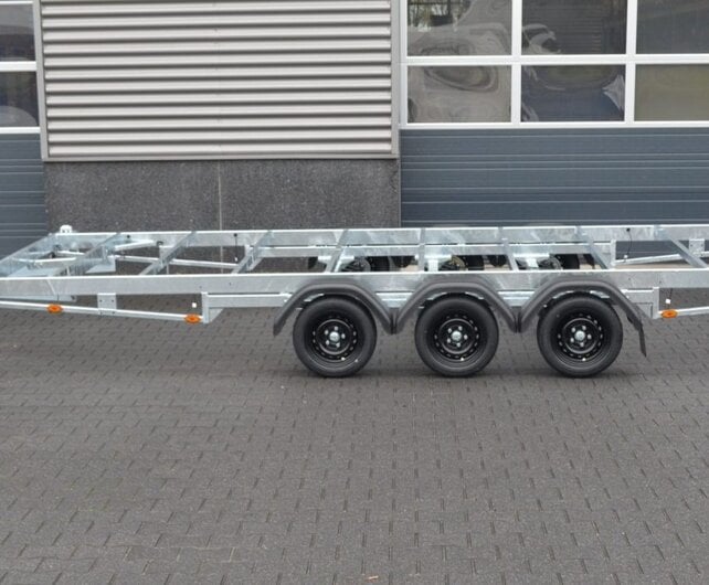 Vlemmix containertrailer 20FT 3500kg 600x244cm 3x 1350kg assen