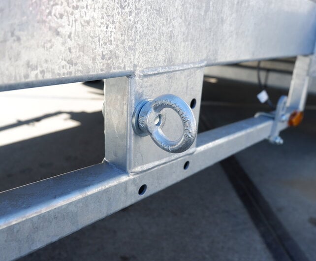 Vlemmix containertrailer 20FT 3500kg 600x244cm 3x 1800kg  assen met bodemplaat