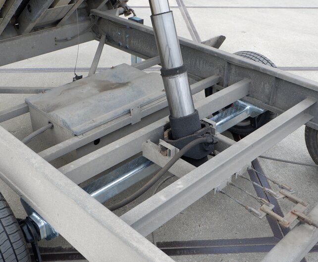 Gebruikte Hapert kipper 3500kg 340x200cm  met loofrekken