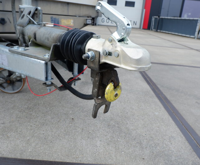 Gebruikte Hapert kipper 3500kg 340x200cm  met loofrekken