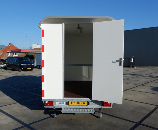 Anssems PTS schaftkeet 1400kg 390x188x211cm