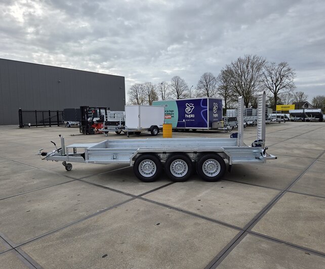 Saris Magnum S Machinetransporter 3500kg 400x182cm met aluminium klikvloer & oprijbalken