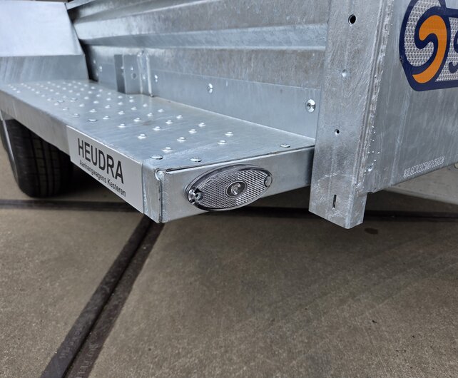 Saris Magnum S Machinetransporter 3500kg 400x182cm met aluminium klikvloer & oprijbalken