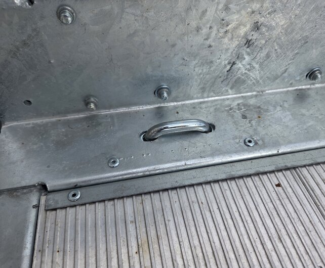 Saris Magnum S Machinetransporter 3500kg 400x182cm met aluminium klikvloer & oprijbalken