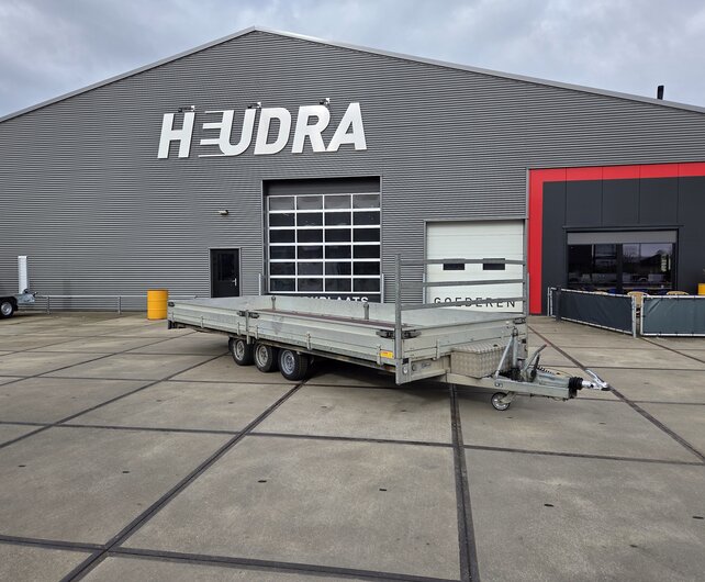 Gebruikte Hulco Medax-3 plateauwagen 3500kg 611x228cm