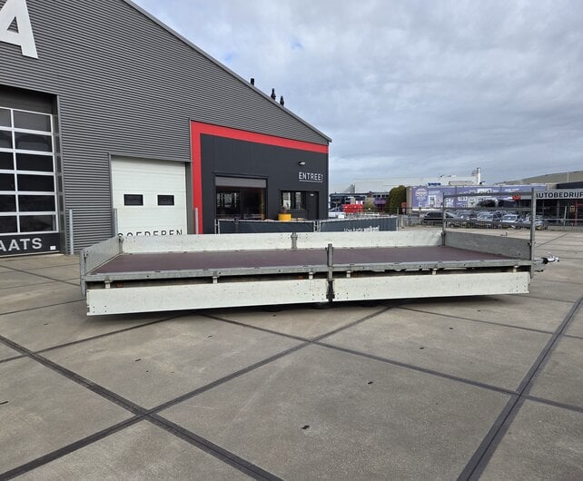 Gebruikte Hulco Medax-3 plateauwagen 3500kg 611x228cm
