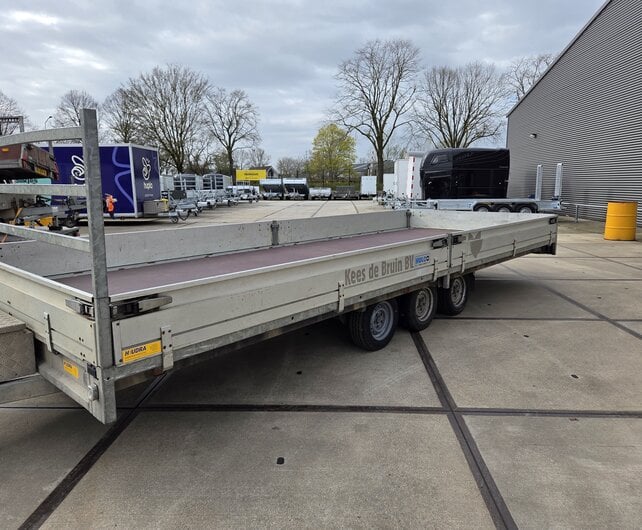 Gebruikte Hulco Medax-3 plateauwagen 3500kg 611x228cm