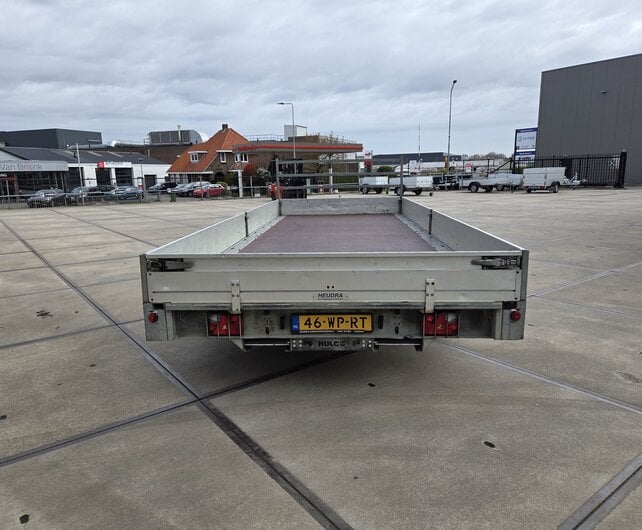 Gebruikte Hulco Medax-3 plateauwagen 3500kg 611x228cm