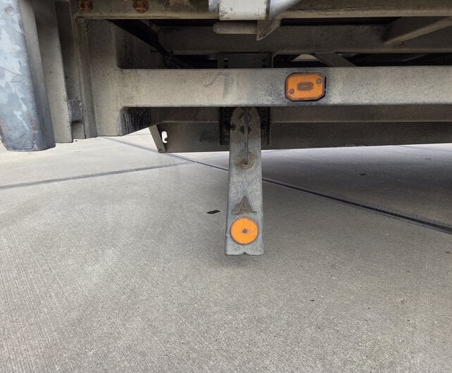 Gebruikte Hulco Medax-3 plateauwagen 3500kg 611x228cm