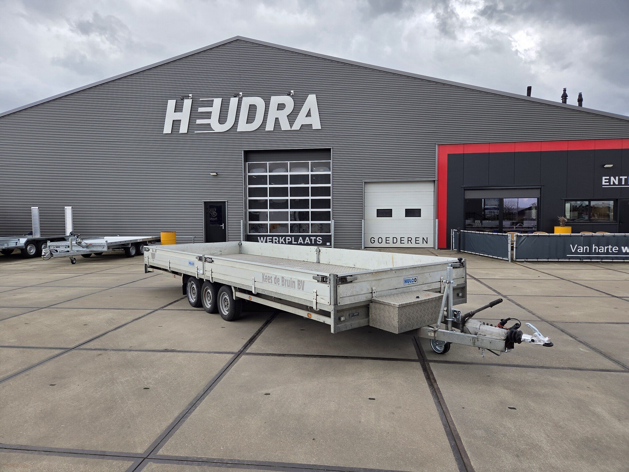 Gebruikte Hulco Medax-3 plateauwagen 3500kg 611x223cm