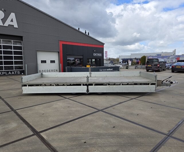 Gebruikte Hulco Medax-3 plateauwagen 3500kg 611x223cm