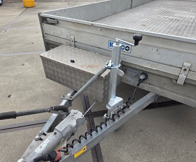 Gebruikte Hulco Medax-3 plateauwagen 3500kg 611x223cm