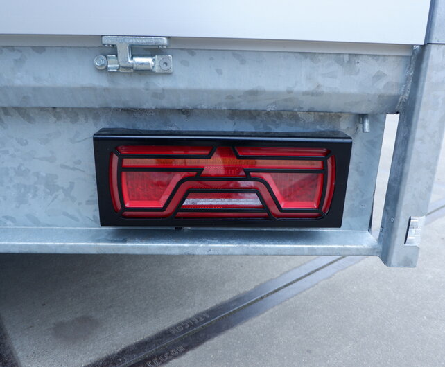 Henra tridemas plateauwagen 3500kg 703x248cm Xpert