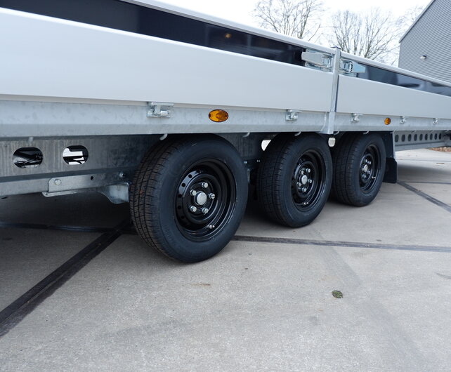 Henra tridemas plateauwagen 3500kg 703x248cm Xpert