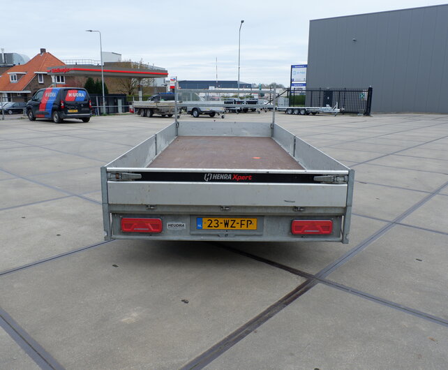 Gebruikte Henra plateauwagen 500x200cm 3500kg Xpert