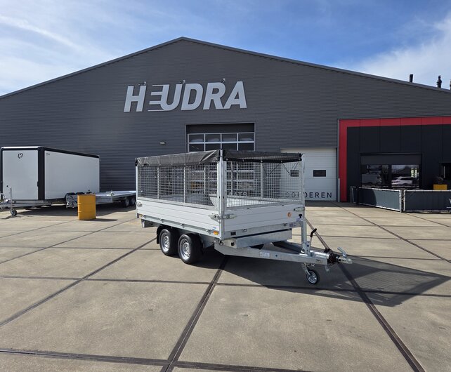 Saris elektrische driezijdige kipper 2700kg 306x184cm