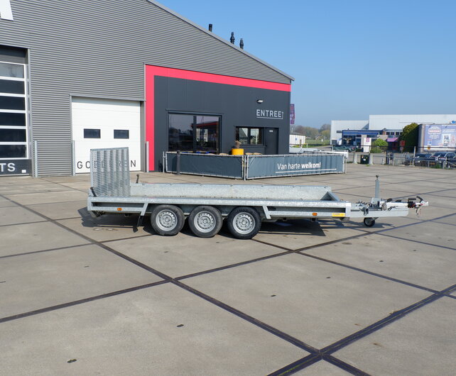 Gebruikte Hulco machinetransporter 3500kg 394x180cm klep 100cm