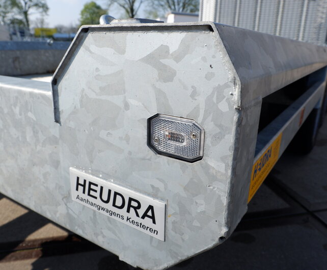 Gebruikte Hulco machinetransporter 3500kg 394x180cm klep 100cm