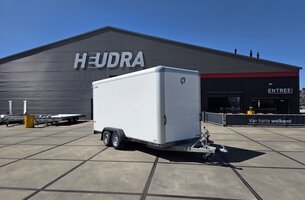 Verhuurmodel Henra gesloten bakwagen 2700kg 465x184x220cm