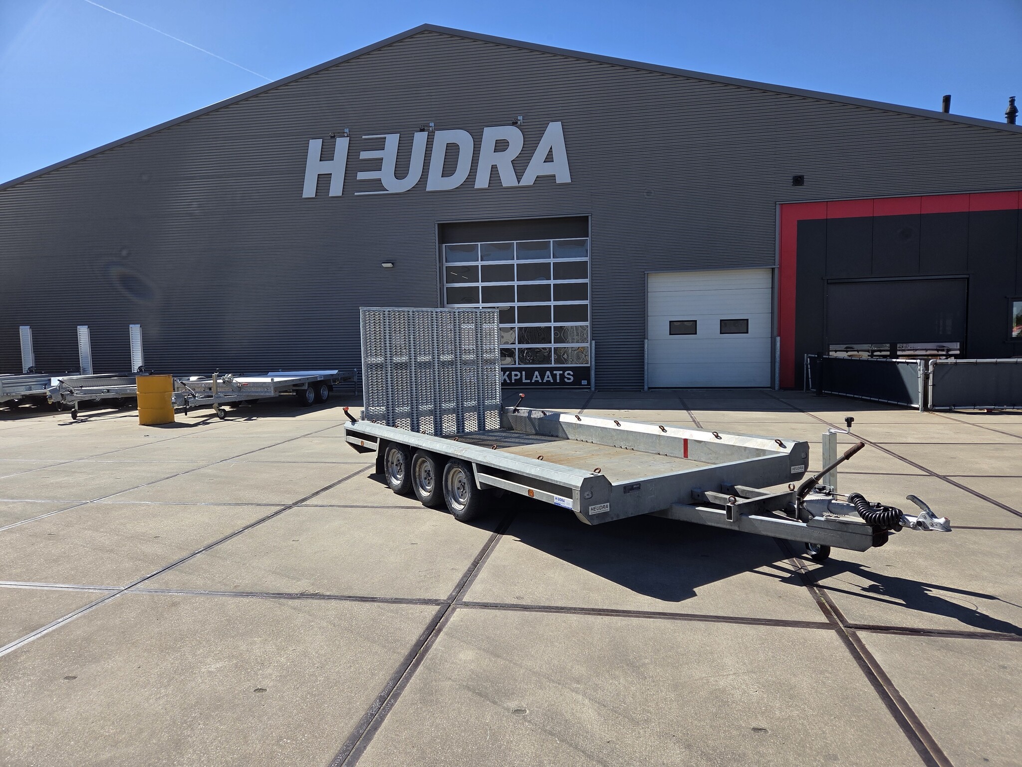 Gebruikte Hulco Terrax-3 machinetransporter 3500kg 394x180cm met klep 150cm
