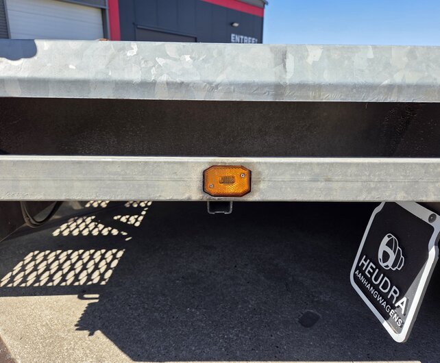 Gebruikte Hulco Terrax-3 machinetransporter 3500kg 394x180cm met klep 150cm