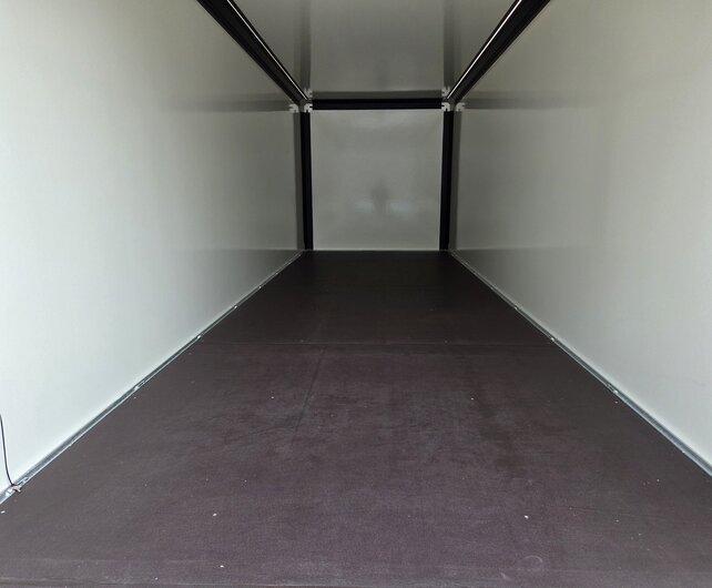 Henra gesloten plateauwagen 3500kg 703x222x220cm Xpert