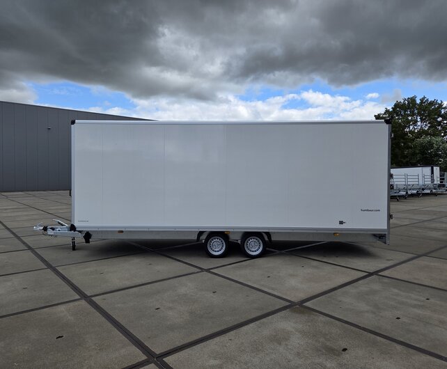 Humbaur gesloten plateauwagen 3500kg 618x203x188cm met verkoopklep