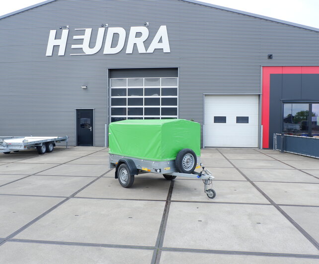 Gebruikte Saris bakwagen 750kg 210x115x100cm met huif